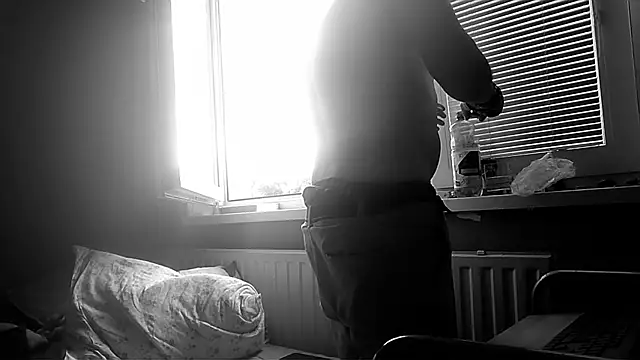 YouWantMe666 online show from June 23, 4:49 pm