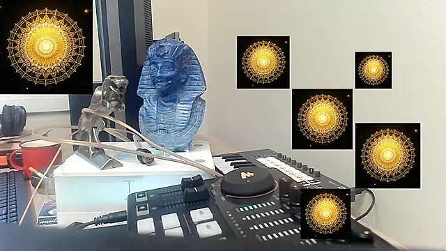 YouWantMe666 online show from July 5, 5:47 am