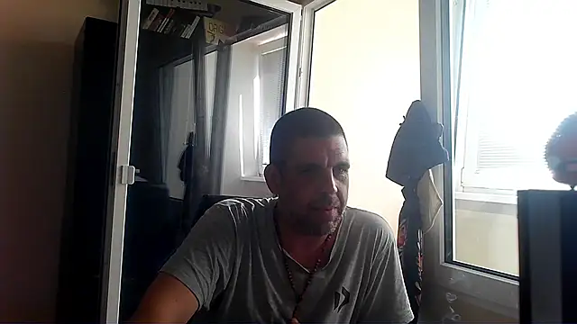 YouWantMe666 online show from July 28, 1:43 pm
