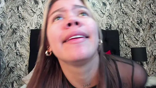 Gissel Angel online show from October 21, 8:20 pm