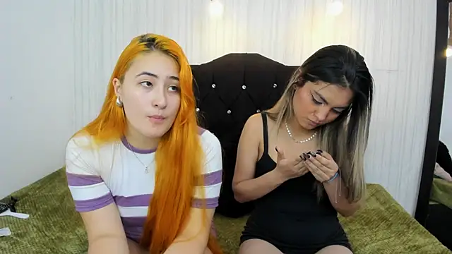 Snapshot of alice_dakota chatting on March 8, 1:39 am alice dakota online show from March 8, 1:39 am