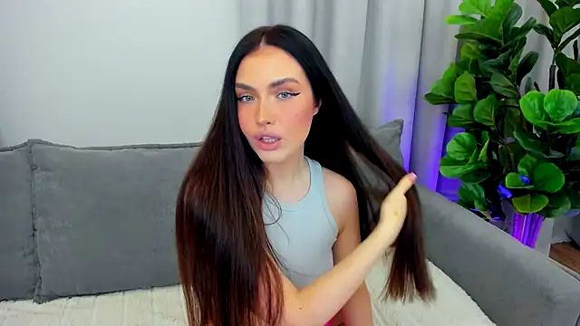 Snapshot of sexyangeloux chatting on December 3, 9:46 pm sexyangeloux online show from December 3, 9:46 pm