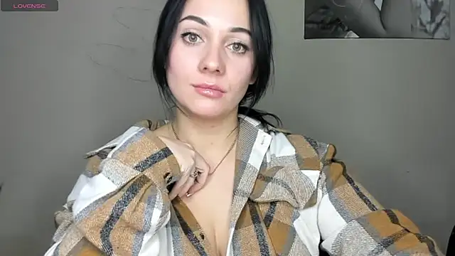 Emelyblum online show from December 5, 2:53 am
