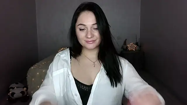 Emelyblum online show from March 2, 7:43 am
