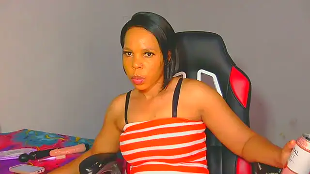 White Porshe online show from September 24, 3:26 pm