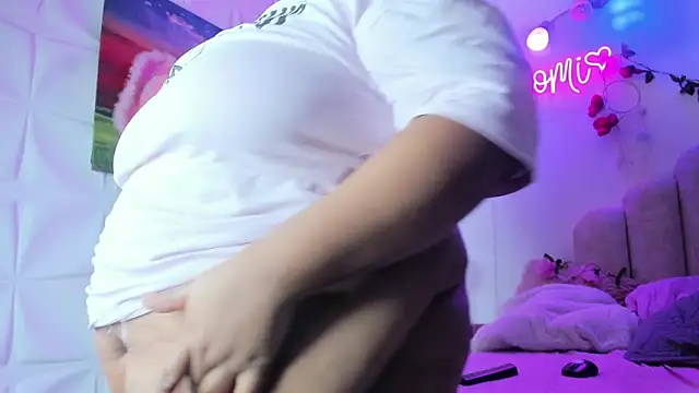 NaomiAsha online show from March 21, 4:39 am