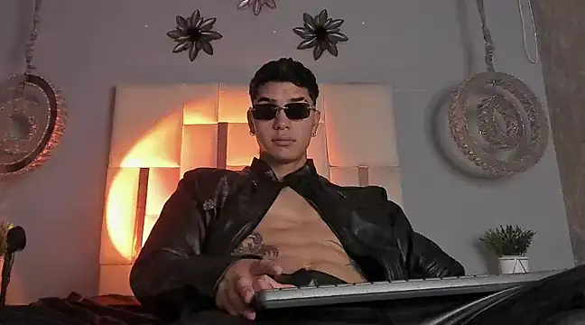 AndyPalmer  online show from December 21, 2:58 pm