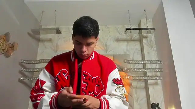 AndyPalmer  online show from January 5, 3:43 am