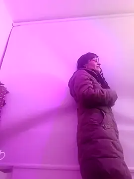 AlexandraJones  online show from March 14, 2:53 am