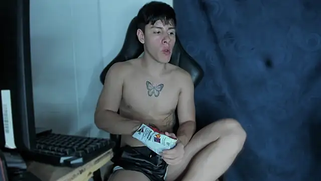 krizia7 online show from March 15, 3:07 am