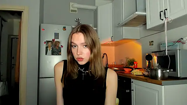 Snapshot of Niky__Jess chatting on February 7, 4:03 pm Niky Jess online show from February 7, 4:03 pm