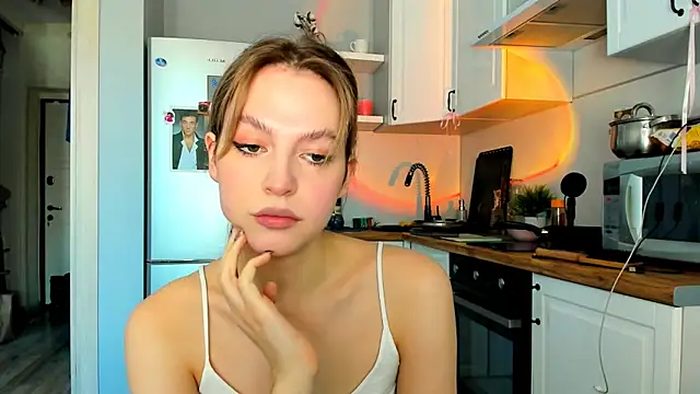 Snapshot of Niky__Jess chatting on February 19, 10:45 am Niky Jess online show from February 19, 10:45 am