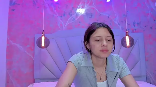 AngelaaCute  online show from December 5, 12:00 pm