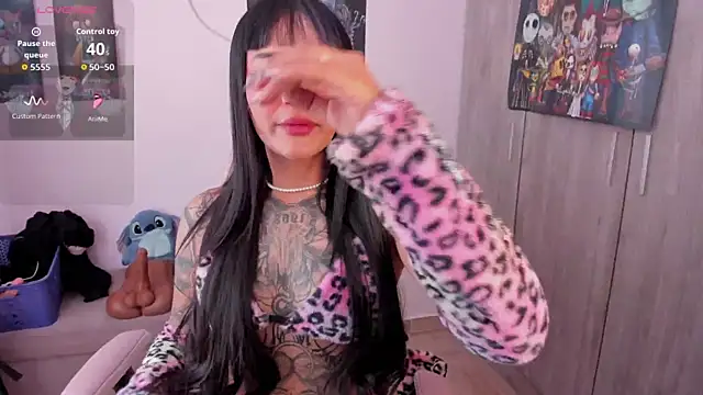 Sweet-bunny1 online show from June 2, 2:52 pm