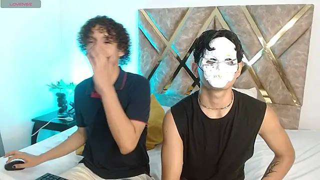 nickolas moon online show from March 8, 1:28 am