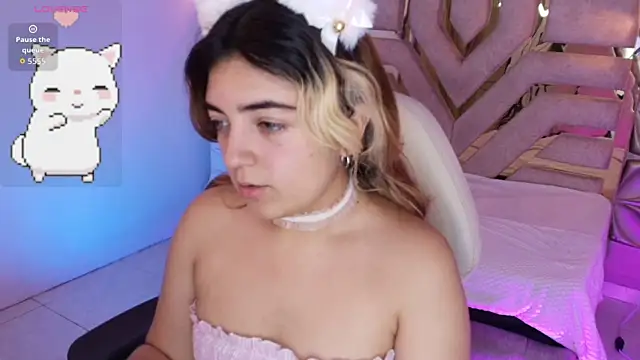 meraki fraise online show from October 1, 7:42 pm