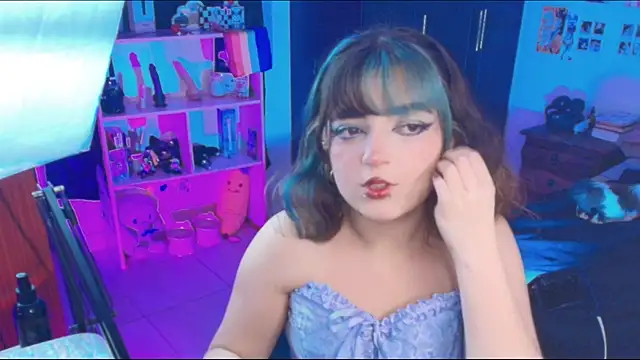 meraki fraise online show from July 12, 9:06 pm