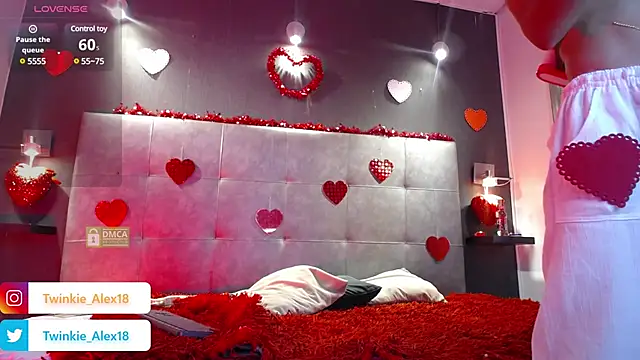 Twinkie-Alex18 online show from February 14, 10:14 pm