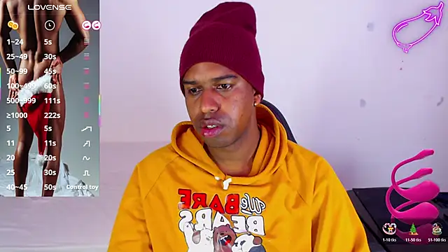 mrjhon26 online show from December 3, 12:47 pm