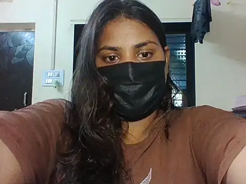 Hotmilfxox online show from May 25, 10:10 am