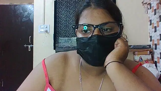 Hotmilfxox online show from June 1, 9:55 am