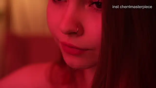 Snapshot of CherrylReid chatting on December 13, 11:39 pm CherrylReid online show from December 13, 11:39 pm