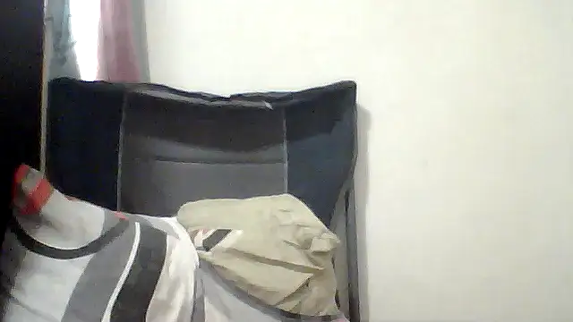 Snapshot of Glenorecornomaza chatting on November 1, 10:28 am Glenorecornomaza online show from November 1, 10:28 am