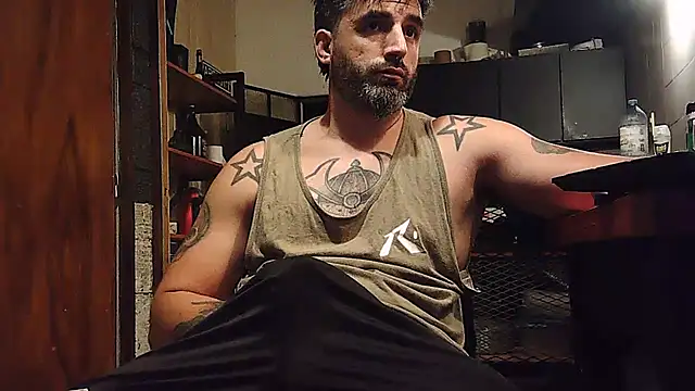 ozzypsico13 online show from March 3, 2:26 am