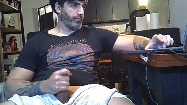 Snapshot of ozzypsico13 chatting on July 20, 1:57 pm ozzypsico13 online show from July 20, 1:57 pm