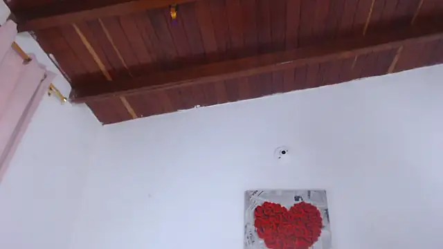 Amara Red online show from November 12, 11:32 am