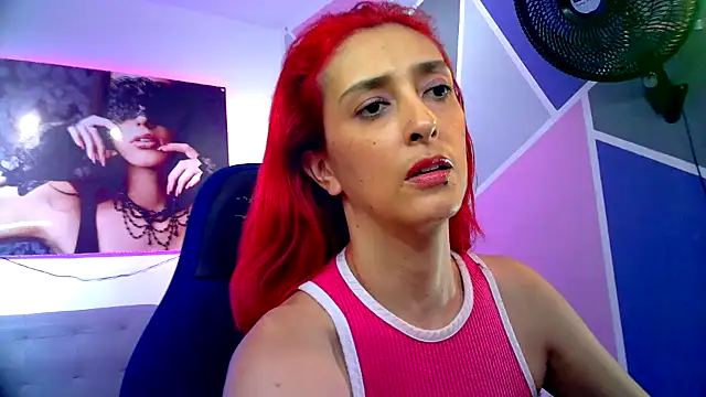 Ruby Your Milf online show from December 21, 7:38 pm