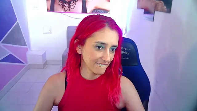 Ruby Your Milf online show from December 23, 11:17 pm