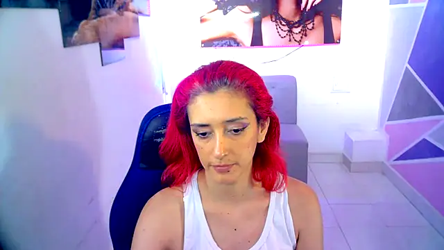 Ruby Your Milf online show from January 27, 11:43 pm