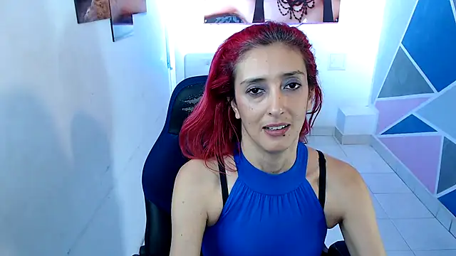 Ruby Your Milf online show from January 31, 11:56 pm