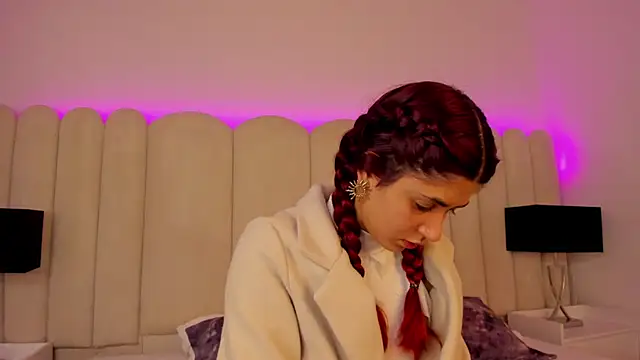 AnnyCherry  online show from November 6, 6:20 pm