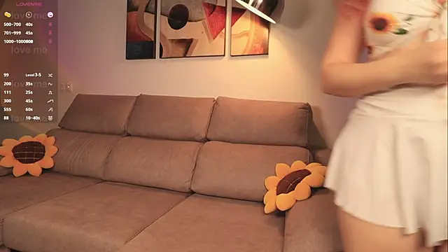 Snapshot of Golden_Rosse chatting on January 11, 9:15 pm Golden Rosse online show from January 11, 9:15 pm