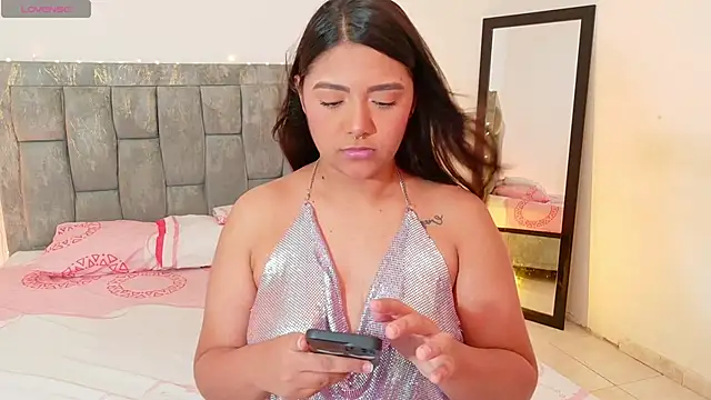Snapshot of DIANEE_01 chatting on June 2, 11:40 pm DIANEE 01 online show from June 2, 11:40 pm