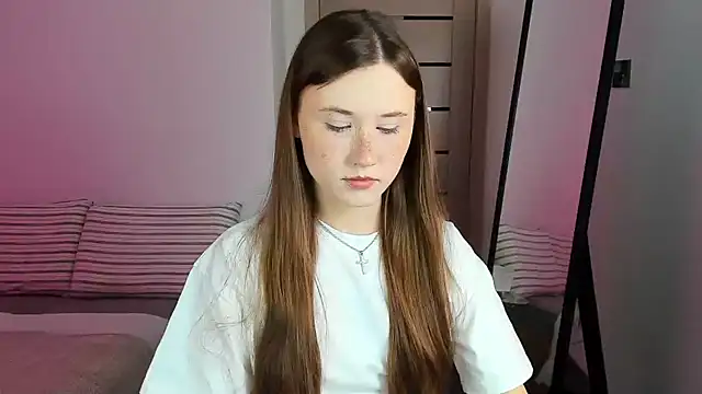 Stella Sunny online show from October 9, 5:55 pm