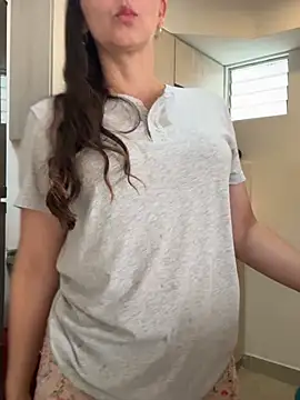 natalie cowens online show from July 10, 9:50 pm