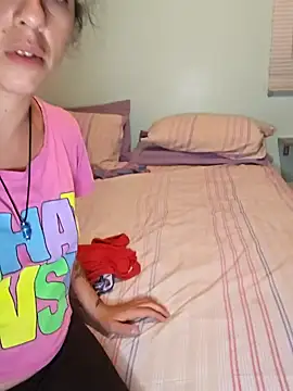 solangeyaelok1 online show from February 24, 3:02 am