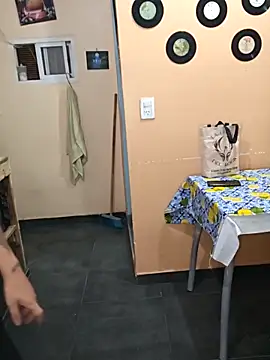 solangeyaelok1 online show from March 3, 1:53 am