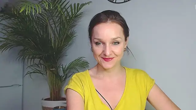 AliciaDesire online show from December 11, 7:14 pm