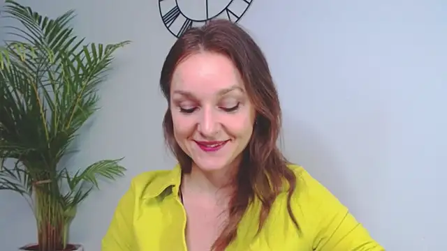 AliciaDesire online show from January 6, 11:07 am