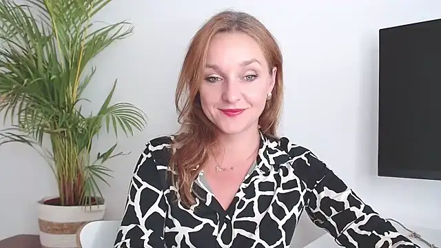 AliciaDesire online show from October 23, 12:59 pm