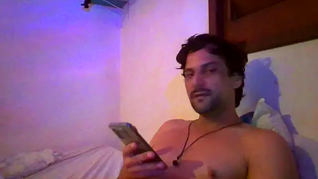 couplemilk online show from February 8, 1:42 am