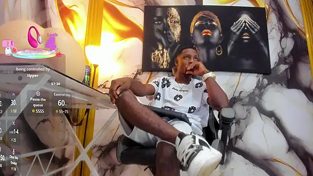 Snapshot of Thomas_shelbys chatting on October 5, 3:49 am Thomas shelbys online show from October 5, 3:49 am