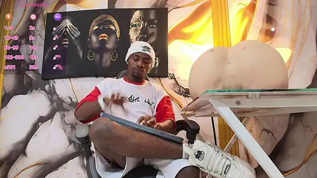 Snapshot of Thomas_shelbys chatting on March 26, 3:45 am Thomas shelbys online show from March 26, 3:45 am