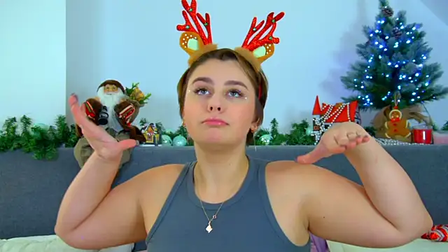 Snapshot of MaryMurray chatting on December 22, 9:42 pm MaryMurray online show from December 22, 9:42 pm