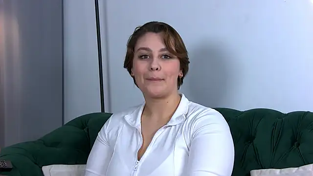 Snapshot of MaryMurray chatting on January 27, 12:33 am MaryMurray online show from January 27, 12:33 am