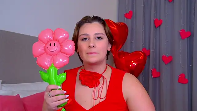 Snapshot of MaryMurray chatting on February 12, 9:33 pm MaryMurray online show from February 12, 9:33 pm